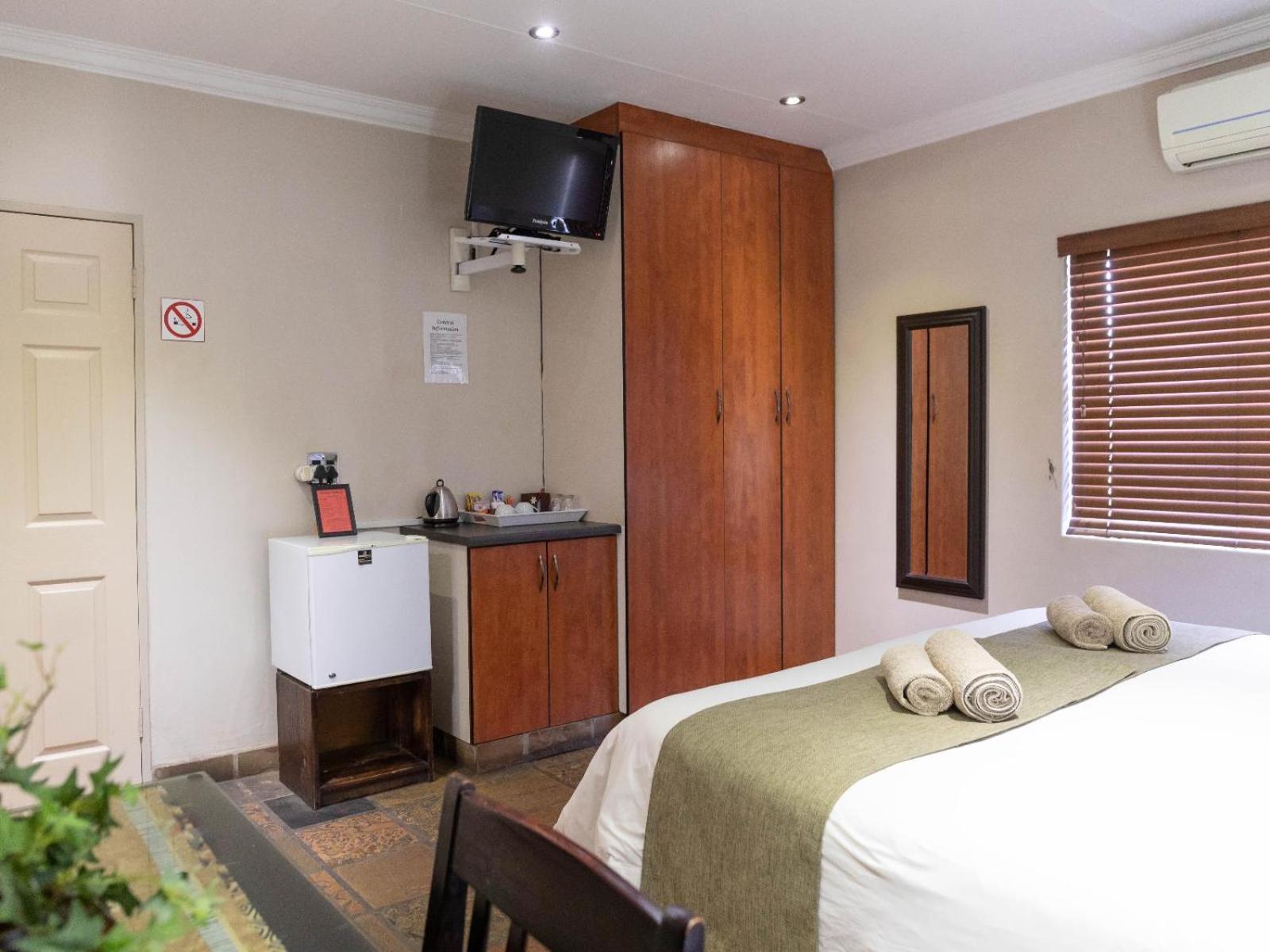 Hotel The Orion Middelburg  Zimmer foto